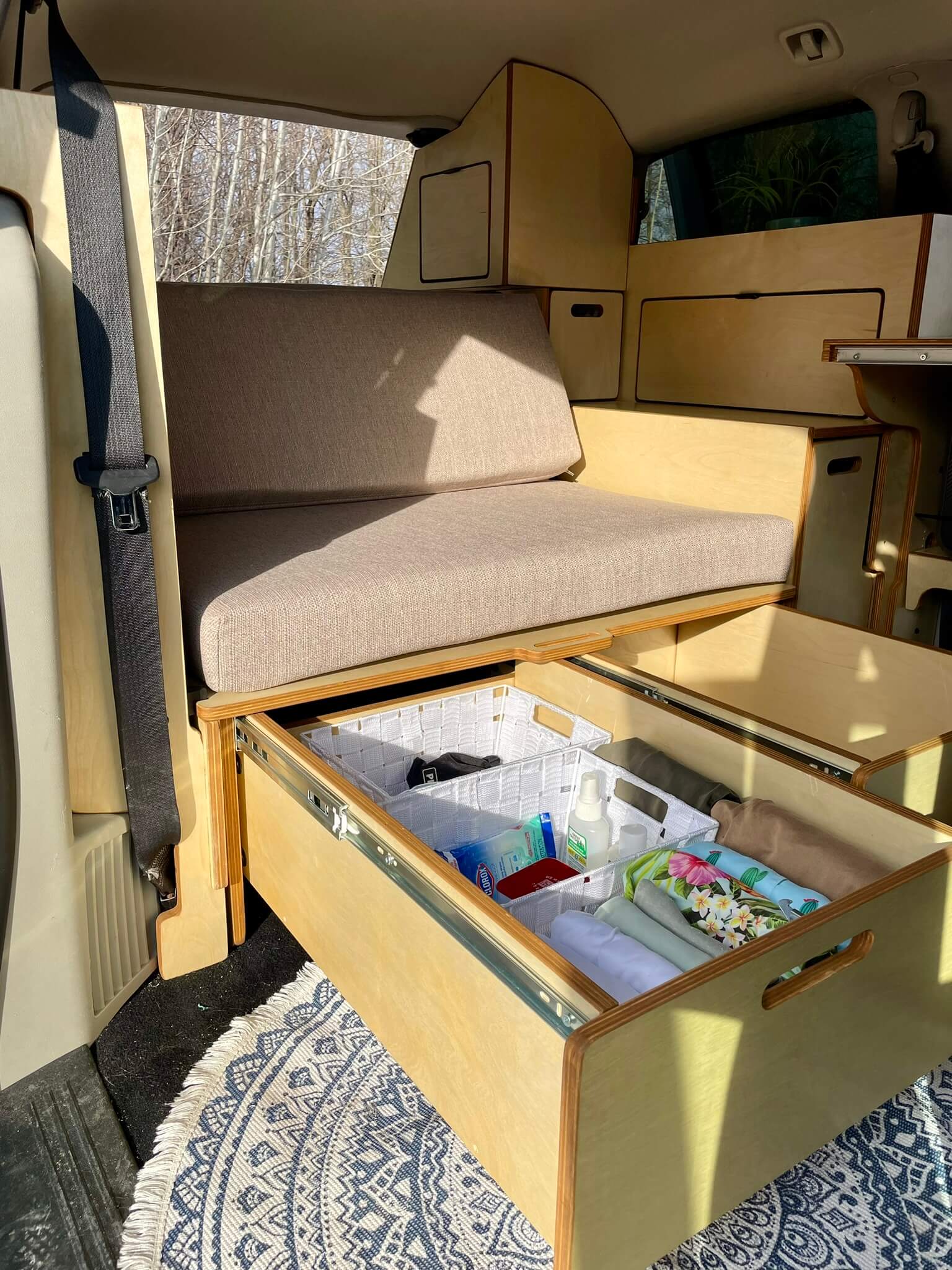 Minivan conversion Hygge - Intérieur rangement